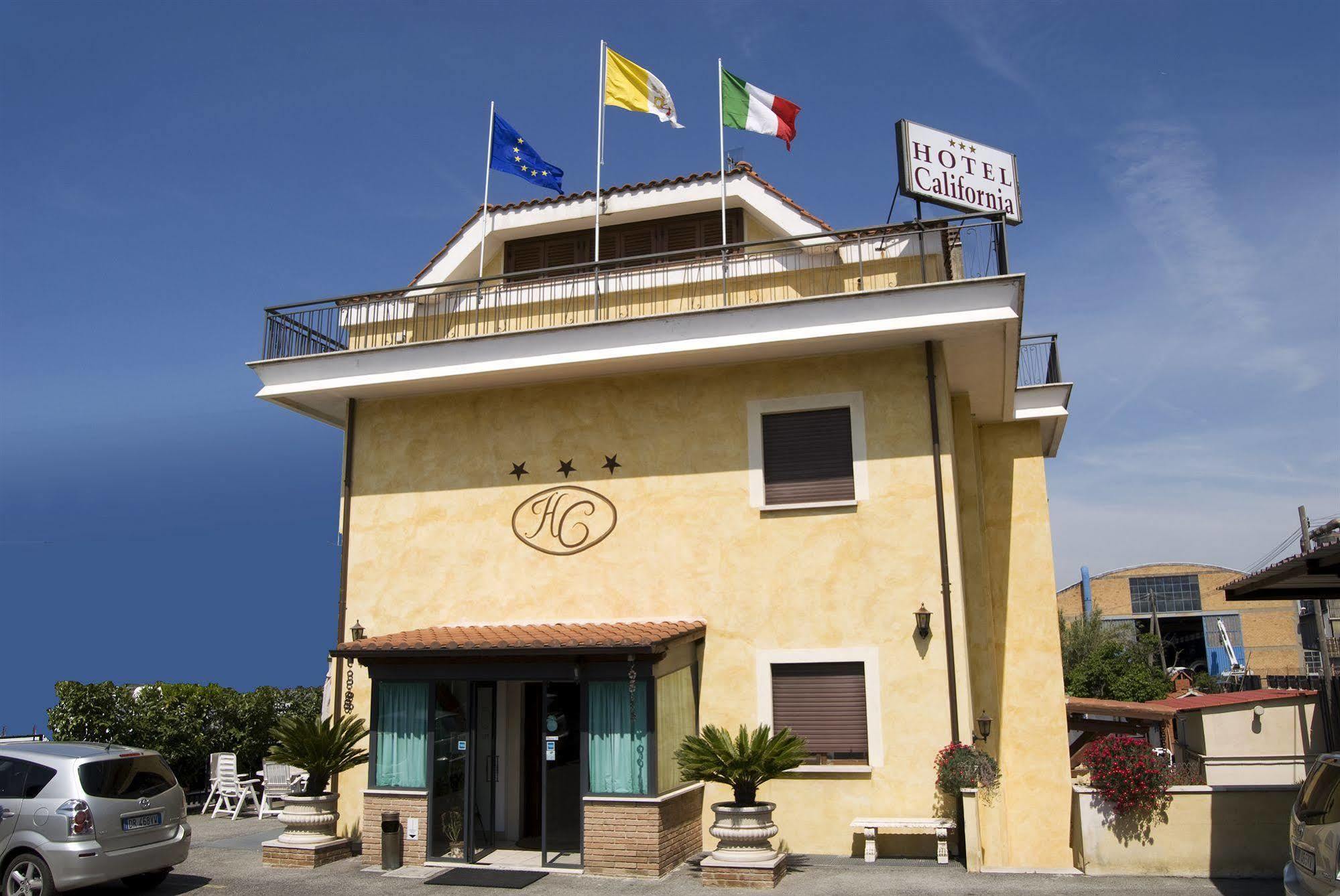 Hotel California Ariccia Exterior photo
